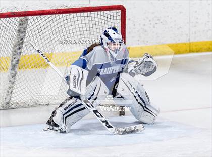 Thumbnail 1 in Braintree vs. Woburn Memorial (MIAA Division 1 Quarterfinal) photogallery.