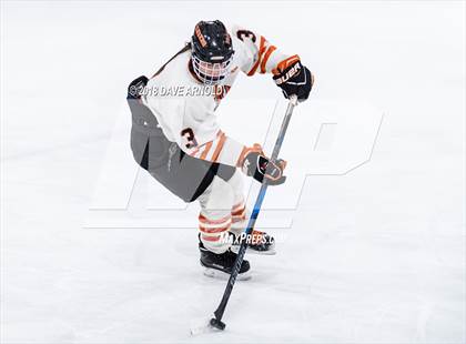 Thumbnail 2 in Braintree vs. Woburn Memorial (MIAA Division 1 Quarterfinal) photogallery.