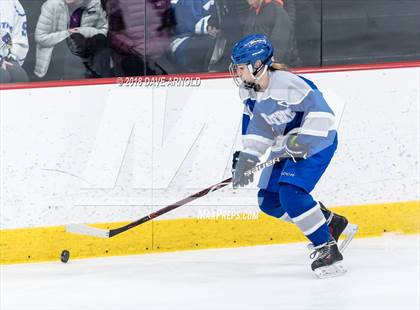 Thumbnail 2 in Braintree vs. Woburn Memorial (MIAA Division 1 Quarterfinal) photogallery.