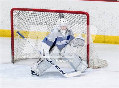 Thumbnail 2 in Braintree vs. Woburn Memorial (MIAA Division 1 Quarterfinal) photogallery.