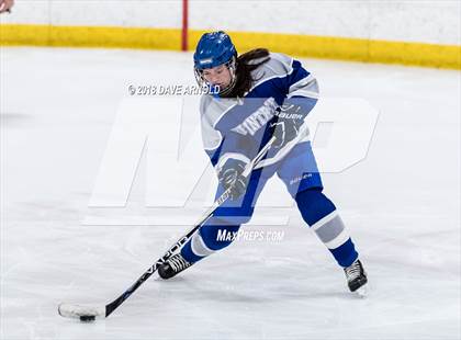 Thumbnail 3 in Braintree vs. Woburn Memorial (MIAA Division 1 Quarterfinal) photogallery.