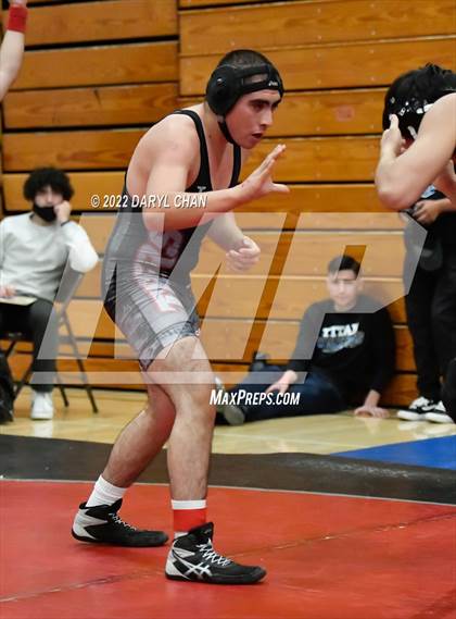 Thumbnail 2 in Elsinore vs Hoover (CIF Southern Section Wrestling Championships) photogallery.
