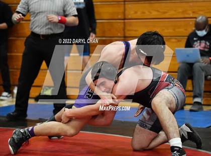 Thumbnail 2 in Elsinore vs Hoover (CIF Southern Section Wrestling Championships) photogallery.