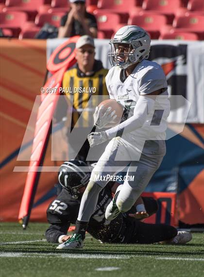 Thumbnail 2 in Pine Creek vs. Pueblo South (CHSAA 4A State Final) photogallery.