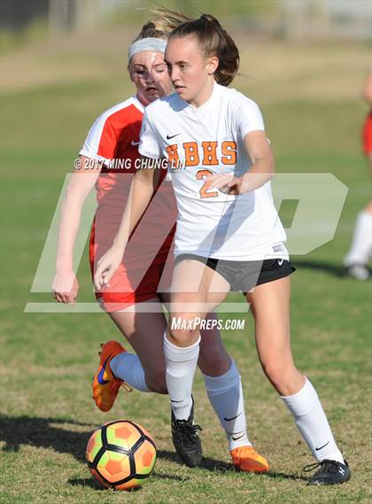 Thumbnail 2 in Tesoro vs. Huntington Beach (Mater Dei Premier Invitational) photogallery.