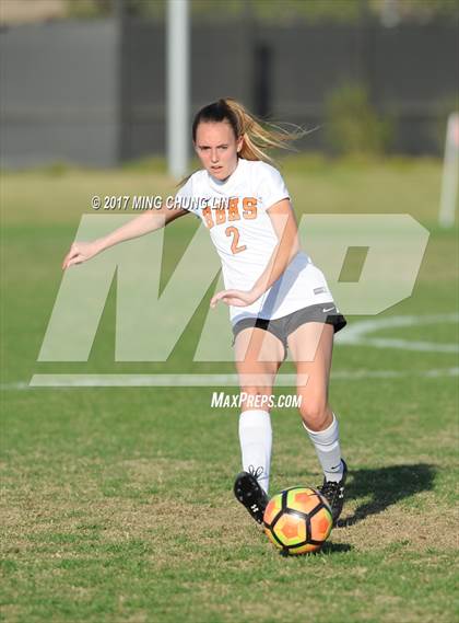 Thumbnail 1 in Tesoro vs. Huntington Beach (Mater Dei Premier Invitational) photogallery.