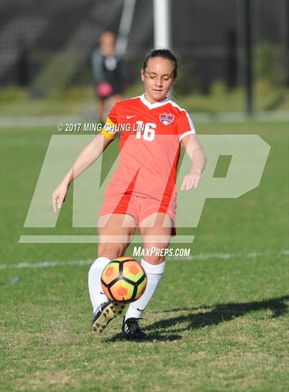 Thumbnail 1 in Tesoro vs. Huntington Beach (Mater Dei Premier Invitational) photogallery.