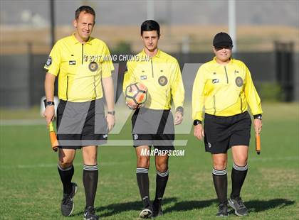 Thumbnail 2 in Tesoro vs. Huntington Beach (Mater Dei Premier Invitational) photogallery.