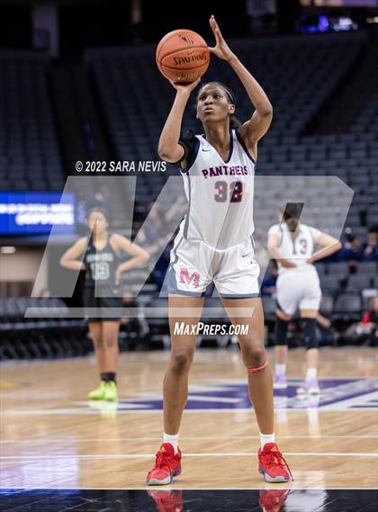 Thumbnail 3 in San Joaquin Memorial vs. Sage Hill (CIF Division II Championship) photogallery.