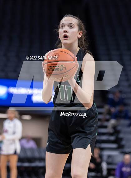 Thumbnail 3 in San Joaquin Memorial vs. Sage Hill (CIF Division II Championship) photogallery.