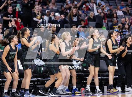 Thumbnail 2 in San Joaquin Memorial vs. Sage Hill (CIF Division II Championship) photogallery.
