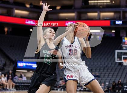 Thumbnail 2 in San Joaquin Memorial vs. Sage Hill (CIF Division II Championship) photogallery.