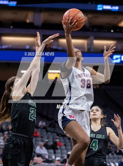 Thumbnail 1 in San Joaquin Memorial vs. Sage Hill (CIF Division II Championship) photogallery.