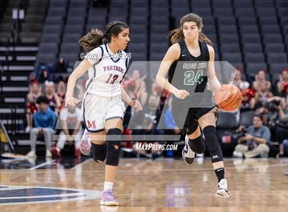 Thumbnail 2 in San Joaquin Memorial vs. Sage Hill (CIF Division II Championship) photogallery.