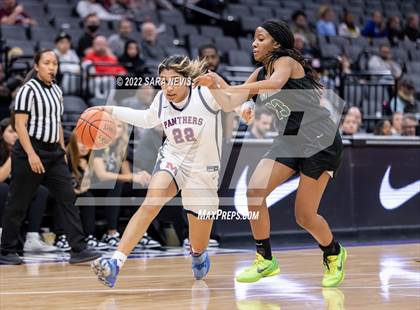 Thumbnail 2 in San Joaquin Memorial vs. Sage Hill (CIF Division II Championship) photogallery.
