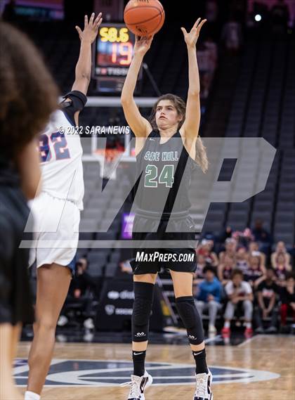 Thumbnail 1 in San Joaquin Memorial vs. Sage Hill (CIF Division II Championship) photogallery.