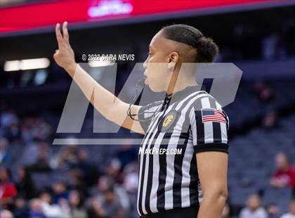 Thumbnail 2 in San Joaquin Memorial vs. Sage Hill (CIF Division II Championship) photogallery.
