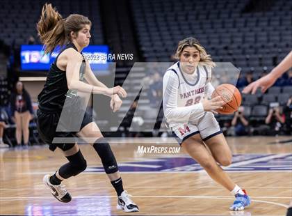 Thumbnail 1 in San Joaquin Memorial vs. Sage Hill (CIF Division II Championship) photogallery.
