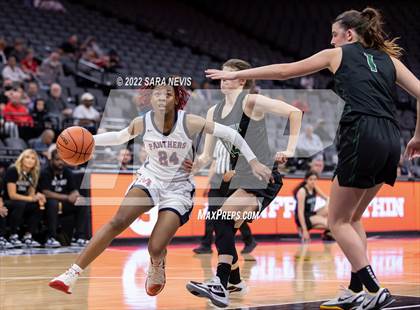 Thumbnail 2 in San Joaquin Memorial vs. Sage Hill (CIF Division II Championship) photogallery.