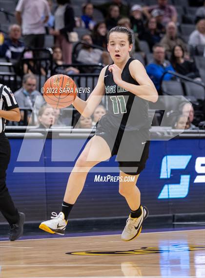 Thumbnail 2 in San Joaquin Memorial vs. Sage Hill (CIF Division II Championship) photogallery.