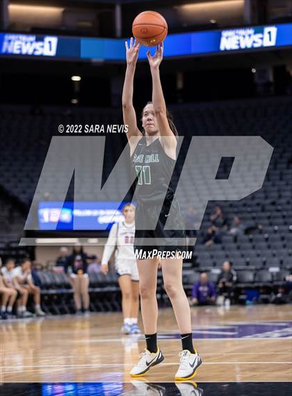 Thumbnail 2 in San Joaquin Memorial vs. Sage Hill (CIF Division II Championship) photogallery.
