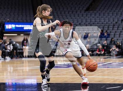 Thumbnail 1 in San Joaquin Memorial vs. Sage Hill (CIF Division II Championship) photogallery.