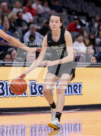 Thumbnail 3 in San Joaquin Memorial vs. Sage Hill (CIF Division II Championship) photogallery.