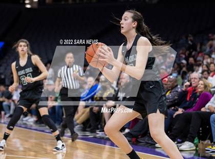 Thumbnail 3 in San Joaquin Memorial vs. Sage Hill (CIF Division II Championship) photogallery.