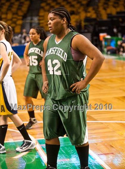 Thumbnail 2 in Mansfield vs. Andover (MIAA D1 Semifinal) photogallery.