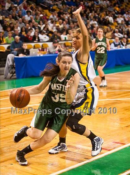 Thumbnail 2 in Mansfield vs. Andover (MIAA D1 Semifinal) photogallery.