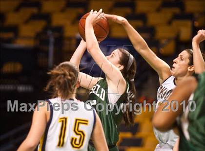 Thumbnail 3 in Mansfield vs. Andover (MIAA D1 Semifinal) photogallery.