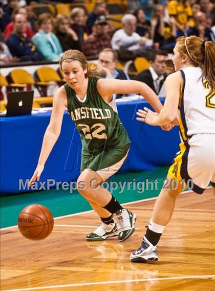 Thumbnail 1 in Mansfield vs. Andover (MIAA D1 Semifinal) photogallery.
