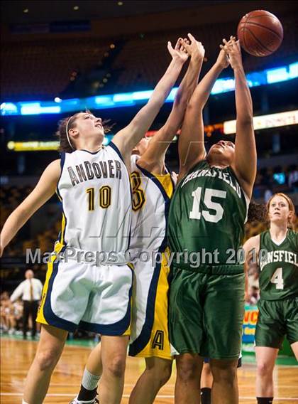 Thumbnail 2 in Mansfield vs. Andover (MIAA D1 Semifinal) photogallery.