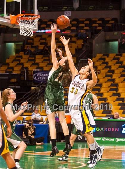 Thumbnail 1 in Mansfield vs. Andover (MIAA D1 Semifinal) photogallery.