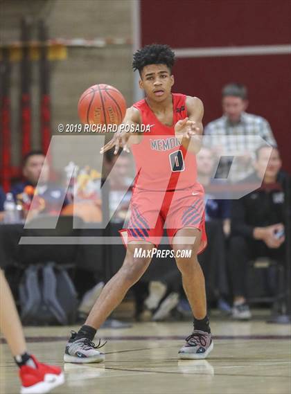 Thumbnail 1 in Bakersfield vs. San Joaquin Memorial (Nike Invitational) photogallery.