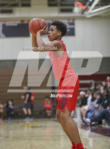 Thumbnail 2 in Bakersfield vs. San Joaquin Memorial (Nike Invitational) photogallery.