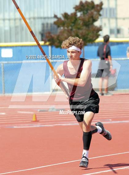 Thumbnail 1 in Bay Valley Athletic League Championship photogallery.