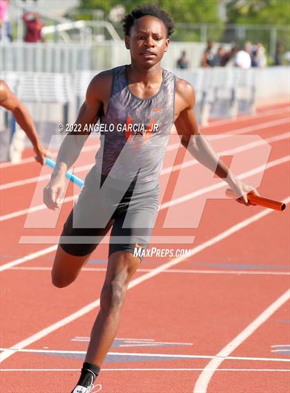 Thumbnail 3 in Bay Valley Athletic League Championship photogallery.