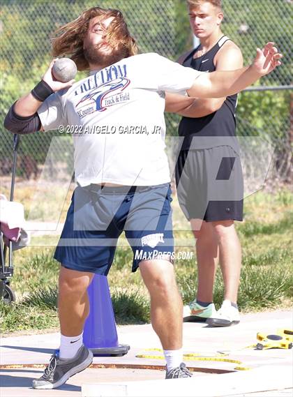 Thumbnail 1 in Bay Valley Athletic League Championship photogallery.