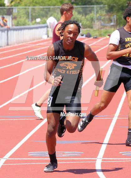Thumbnail 2 in Bay Valley Athletic League Championship photogallery.