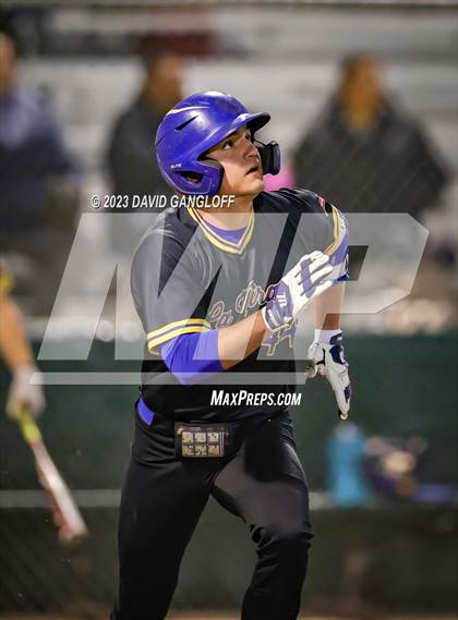Thumbnail 2 in La Mirada vs Dana Hills (Loara Tournament) photogallery.
