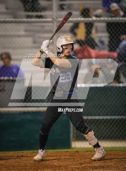 Thumbnail 3 in La Mirada vs Dana Hills (Loara Tournament) photogallery.