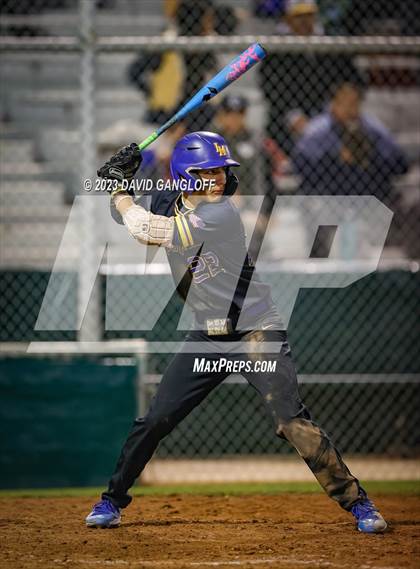 Thumbnail 2 in La Mirada vs Dana Hills (Loara Tournament) photogallery.