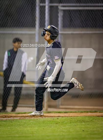 Thumbnail 3 in La Mirada vs Dana Hills (Loara Tournament) photogallery.