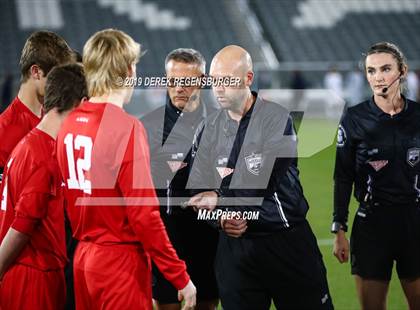 Thumbnail 2 in Regis Jesuit vs Broomfield (CHSAA 5A Final)  photogallery.