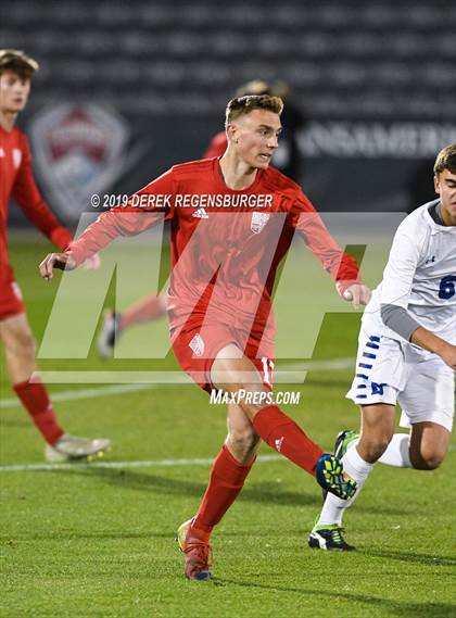 Thumbnail 1 in Regis Jesuit vs Broomfield (CHSAA 5A Final)  photogallery.