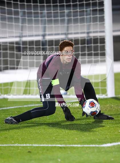Thumbnail 3 in Regis Jesuit vs Broomfield (CHSAA 5A Final)  photogallery.