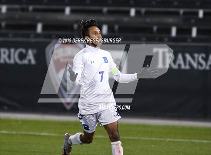 Thumbnail 2 in Regis Jesuit vs Broomfield (CHSAA 5A Final)  photogallery.