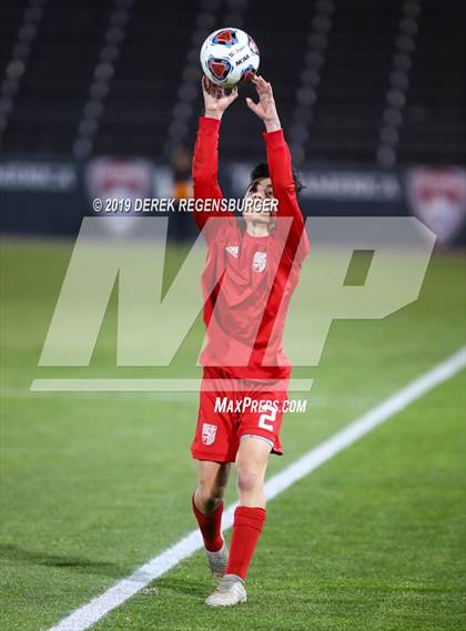 Thumbnail 3 in Regis Jesuit vs Broomfield (CHSAA 5A Final)  photogallery.