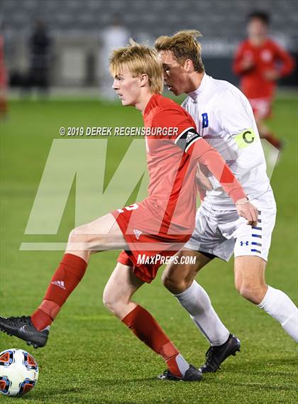 Thumbnail 3 in Regis Jesuit vs Broomfield (CHSAA 5A Final)  photogallery.